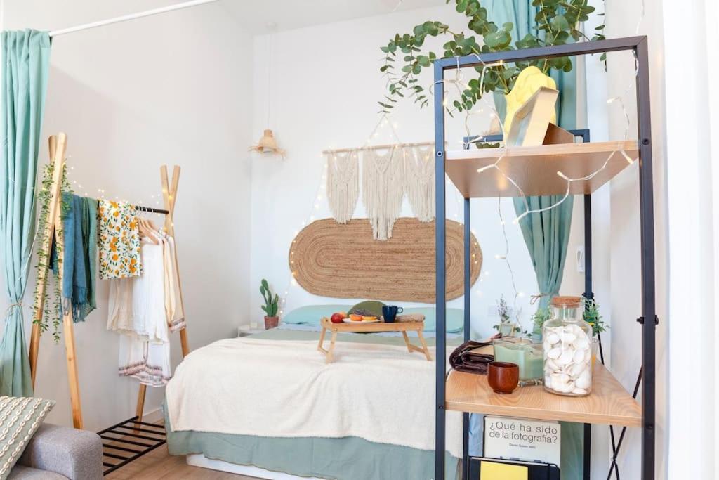 Al5 Seaside Bliss-Stylish Loft Steps From Malvarrosa บาเลนเซีย ภายนอก รูปภาพ