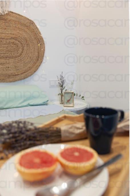 Al5 Seaside Bliss-Stylish Loft Steps From Malvarrosa บาเลนเซีย ภายนอก รูปภาพ